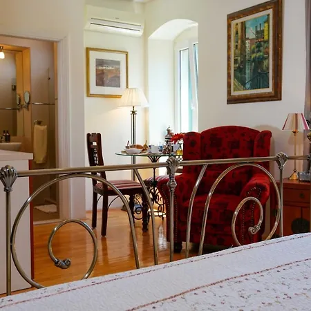 Boutique Guest Accommodation Zephyrus Split Exterior photo
